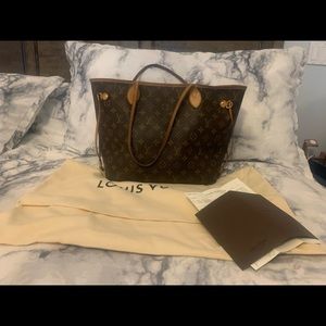 Louis Vuitton Neverfull MM